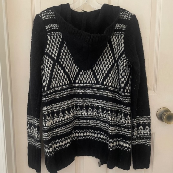 HOLLISTER Black and White Knitted Hoodie - Picture 3 of 9